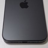 SIM�ե꡼ iPhone15 Pro 128GB �֥�å� ����84% ����̵��