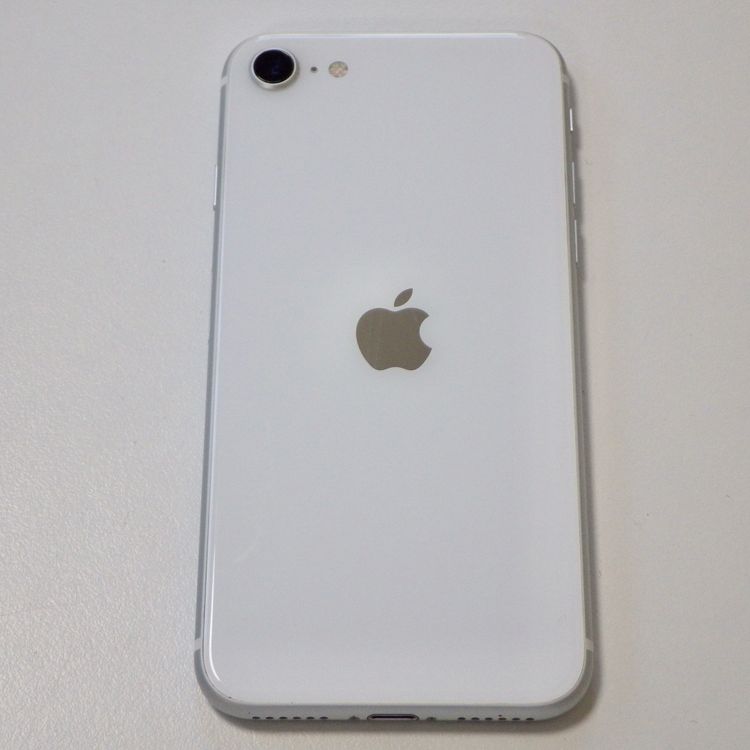 SIM�ե꡼ iPhone SE(�裲����) 64GB �ۥ磻�� 81% ����̵��