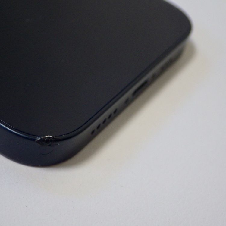 SIM�ե꡼ iPhone13 128GB �֥�å� ����86% ����̵��