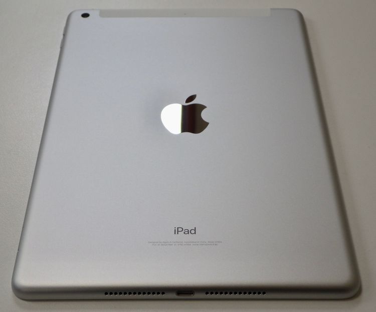̤���� SIM�ե꡼ iPad ��6���� Wi-Fi+Cellular 32GB ����100%