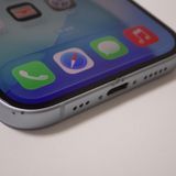 SIM�ե꡼  iPhone15 256GB �֥롼 ����86% ����̵��