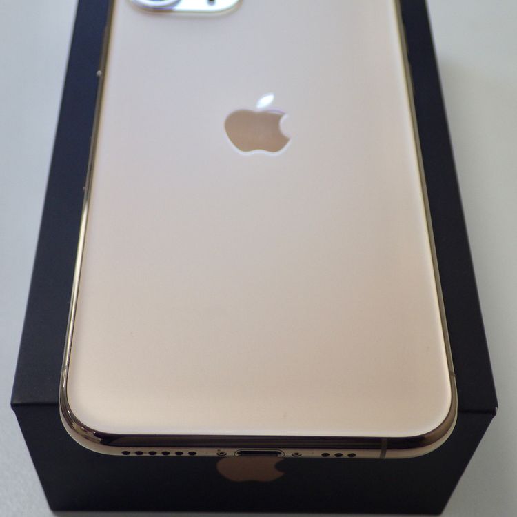 SIM�ե꡼ iPhone11 Pro 512GB Gold ����83% ����̵��