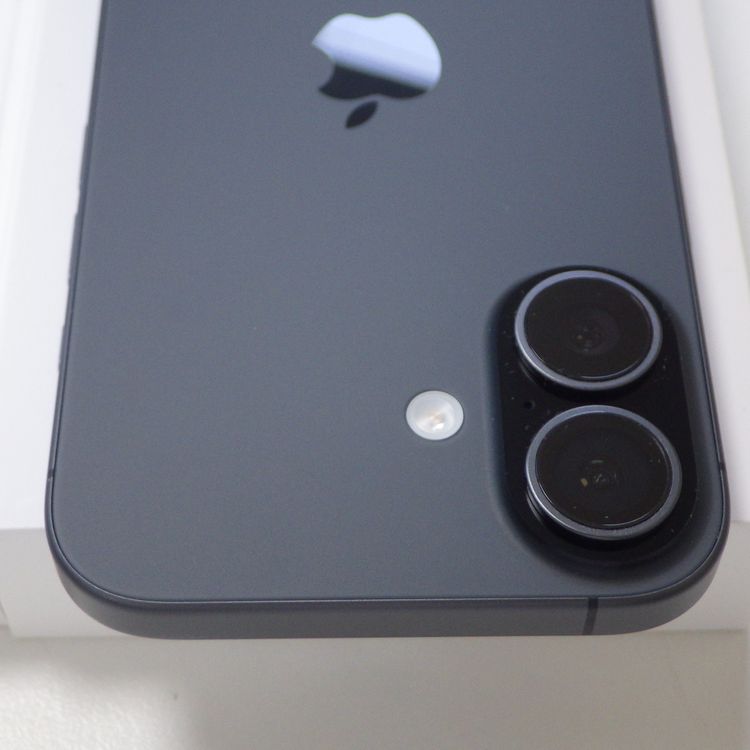 ����Ʊ�� SIM�ե꡼ iPhone17 256GB �֥�å� ����100% ����̵��