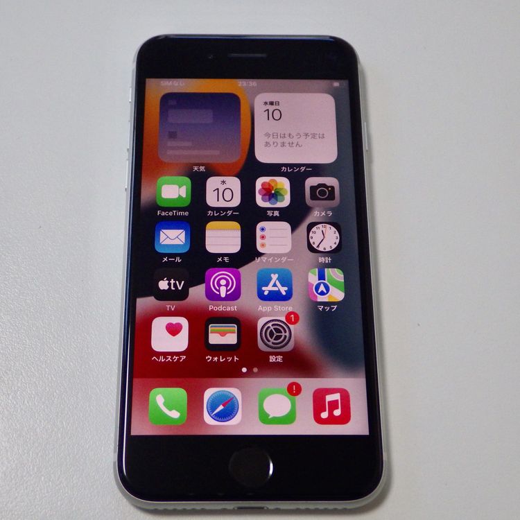 SIMե꡼ iPhone SE(裲) 64GB ۥ磻 90% ̵