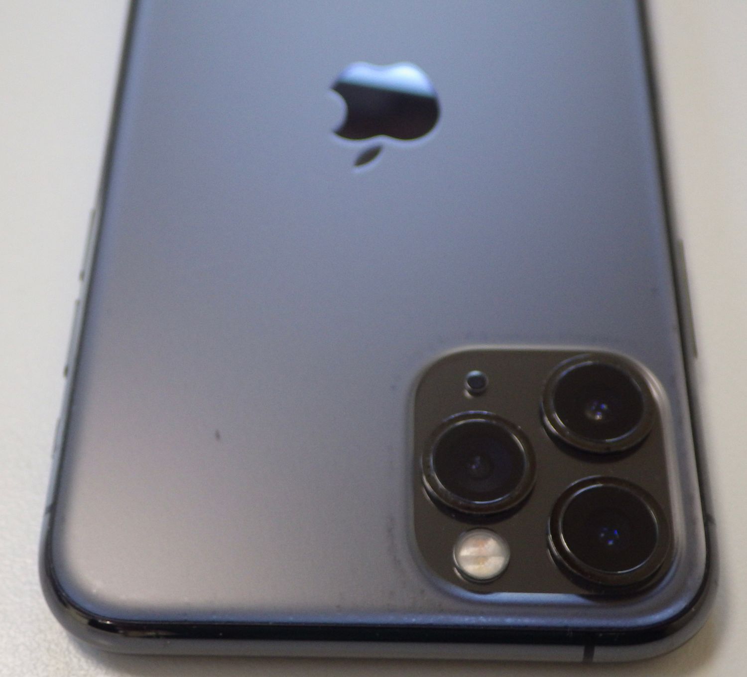 ムスビー｜SIMフリー iPhone11 Pro 64GB 電池81% 送料無料【iPhone11