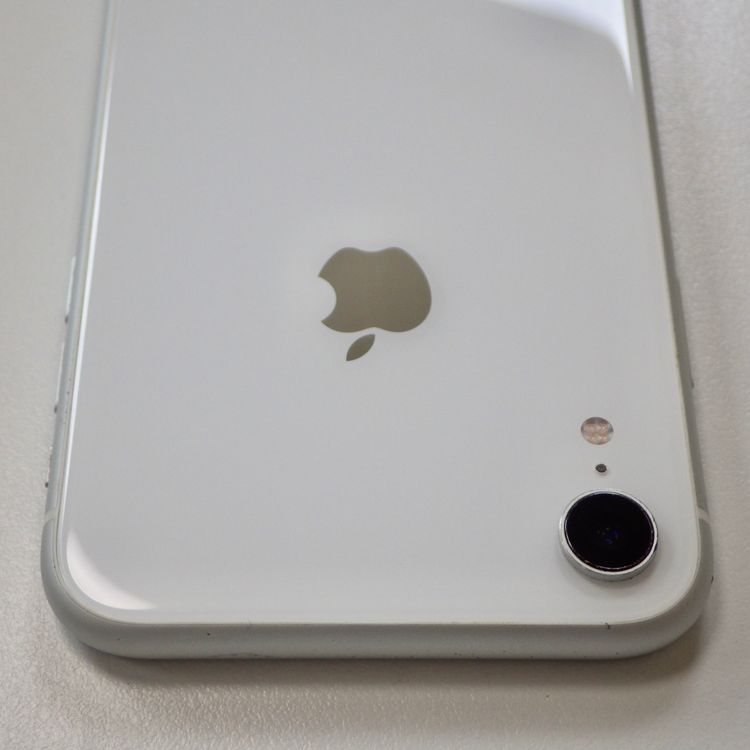 SIM�ե꡼ iPhoneXR 64GB �ۥ磻�� ����85% ����̵��