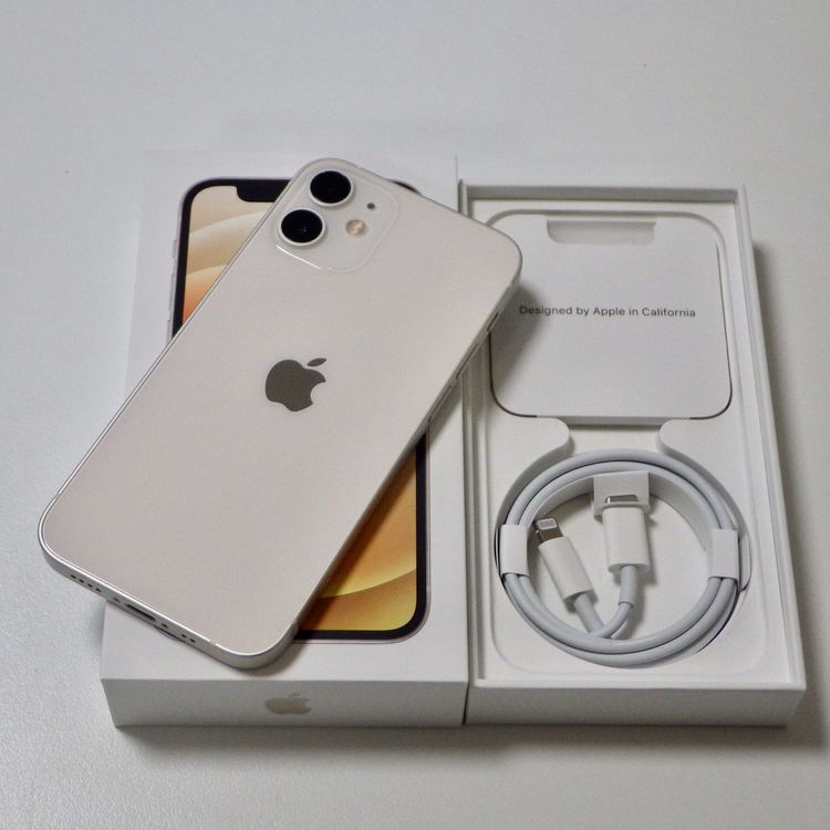 SIM�ե꡼ iPhone12 mini 64GB �ۥ磻�� ����84% ����̵��