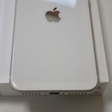 SIM�ե꡼ iPhone SE(�裳����) 64GB �������饤�� ����86% ����̵��