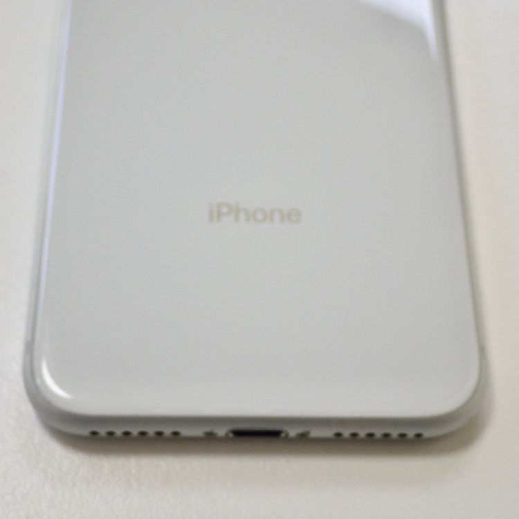 SIMե꡼ iPhone8 64GB С ̵