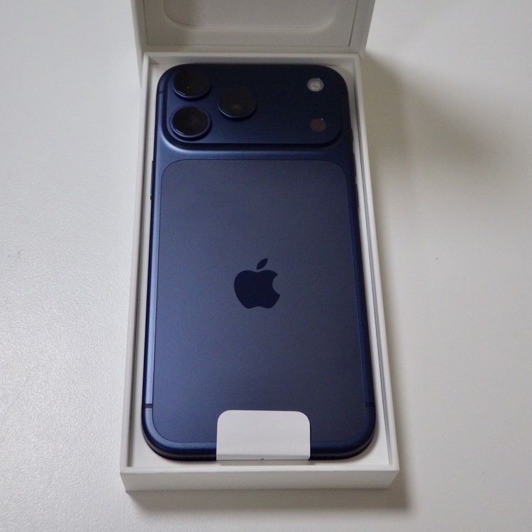 ̤���� SIM�ե꡼  iPhone17 Pro Max 2TB �֥롼 ����̵��
