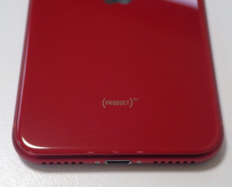 Ķ���� SIM�ե꡼ iPhone SE(�裳����) 64GB ��å� ����87%