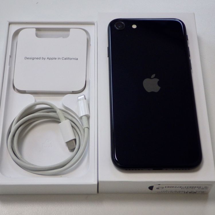 SIM�ե꡼ iPhone SE(�裳����) 64GB �ߥåɥʥ��� ����81% ����̵��