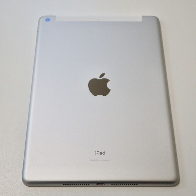 Ķ���� SIM�ե꡼ iPad(��9����) 64GB Wi-Fi + Cellular ����̵��