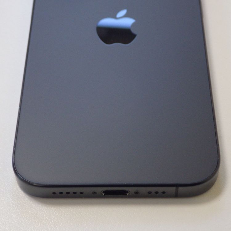SIM�ե꡼ iPhone15 Pro 512GB ����87% �֥�å������˥��� ����̵��