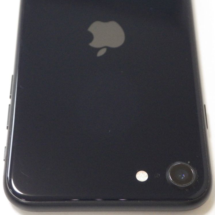SIM�ե꡼ iPhone SE(��3����) 128GB ����87% �ߥåɥʥ��� ����̵��
