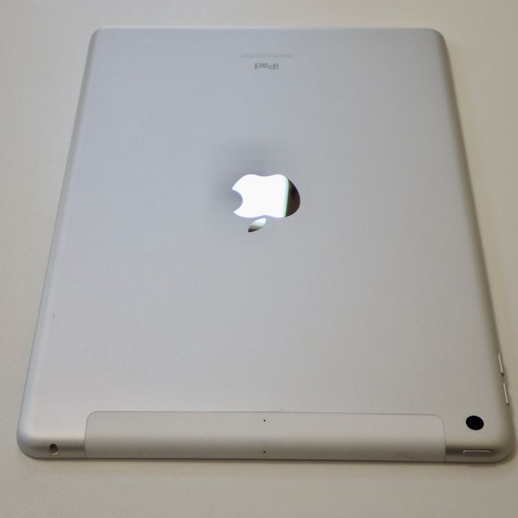 Ķ���� SIM�ե꡼ iPad(��7����) Wi-Fi + Cellular 32GB ����93%