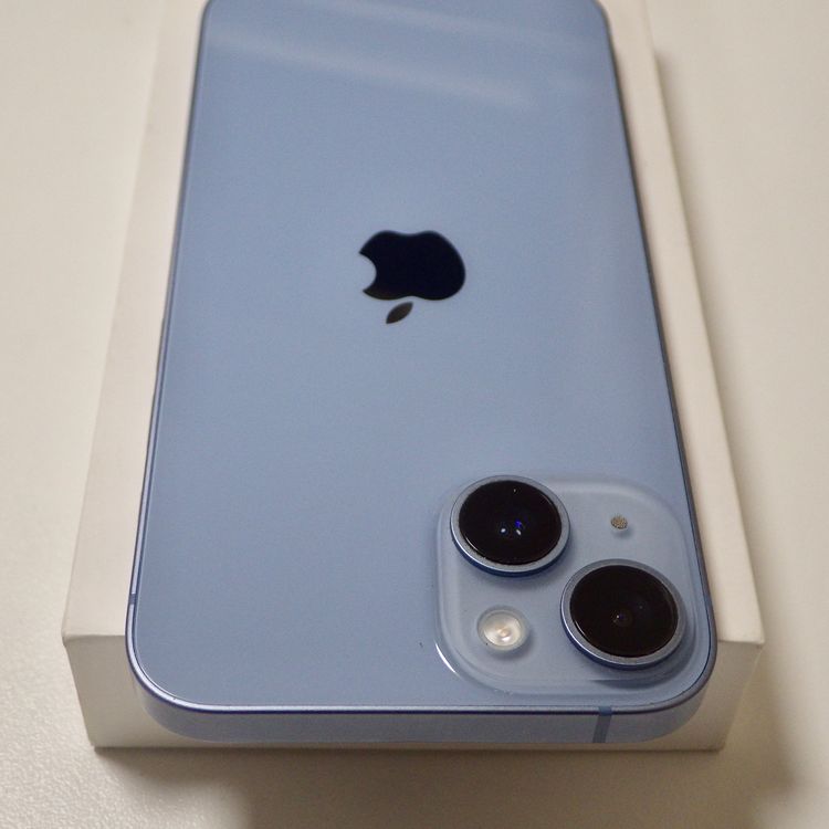 SIM�ե꡼ iPhone14 128GB �֥롼 ����84% ����̵��