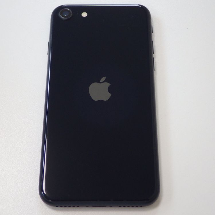 SIM�ե꡼ iPhone SE(��3����) 128GB ����93% �ߥåɥʥ��� ����̵��
