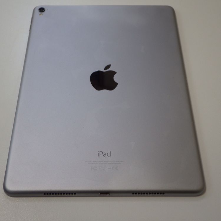 iPad Pro 9.7����� 32GB Wi-Fi��ǥ� ���쥤 ����̵��