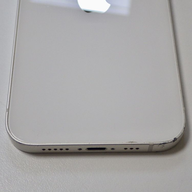 SIM�ե꡼ iPhone13 128GB �ۥ磻�� ����80%  ����̵��