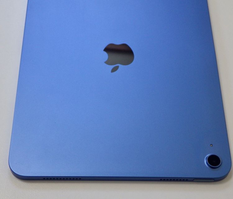 iPad(��10����) 64GB Wi-Fi��ǥ� �֥롼 ���С��դ� ����93% ����̵��