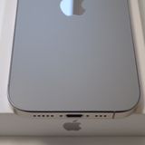 ����Ʊ�� SIM�ե꡼ iPhone16 Pro 256GB ����93% �ʥ���������˥���