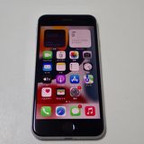 SIMե꡼ iPhone SE(裲) 64GB ۥ磻 84% iOS15