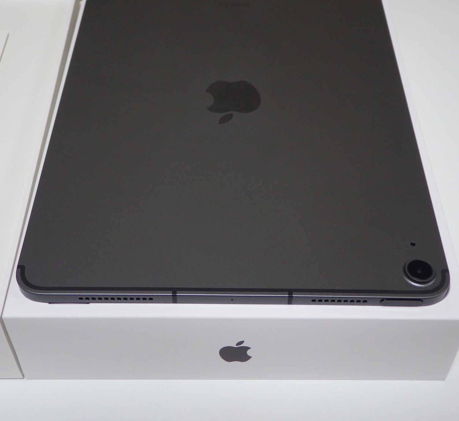【期間限定値下げ中】ipad Air 第5世代 64GB  SIMフリー Apple iPad Air 10.9インチ 第5世代 Wi-Fi+Cellular 64GB 2022