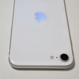 SIM�ե꡼ iPhone SE(�裲����) 64GB �ۥ磻�� ����88% ����̵��