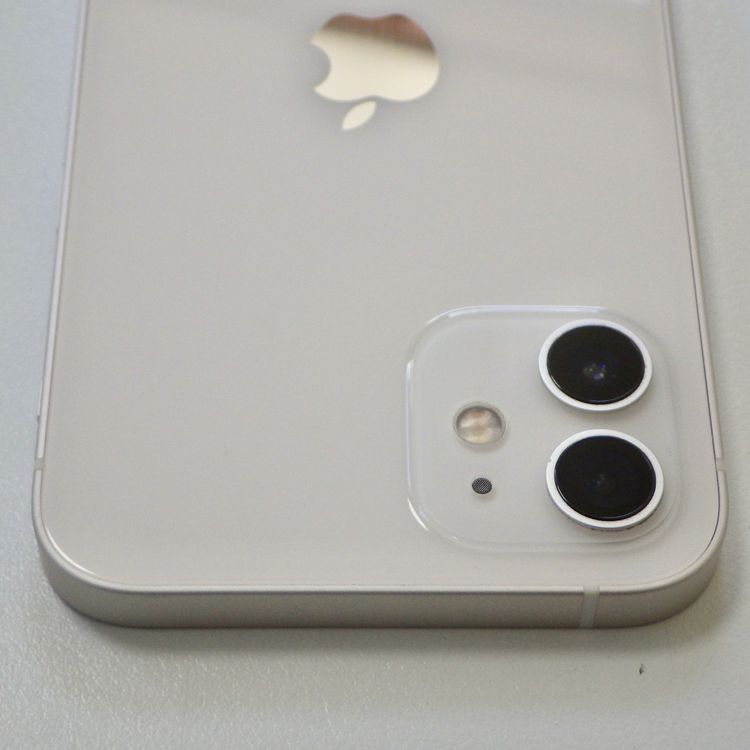 Ķ���� SIM�ե꡼ iPhone12 128GB �ۥ磻�� ����88% ����̵��