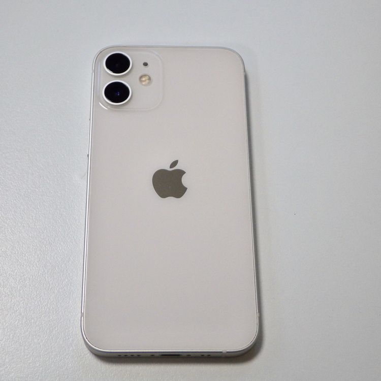 SIM�ե꡼ iPhone12 mini 128GB �ۥ磻�� ����83% ����̵��