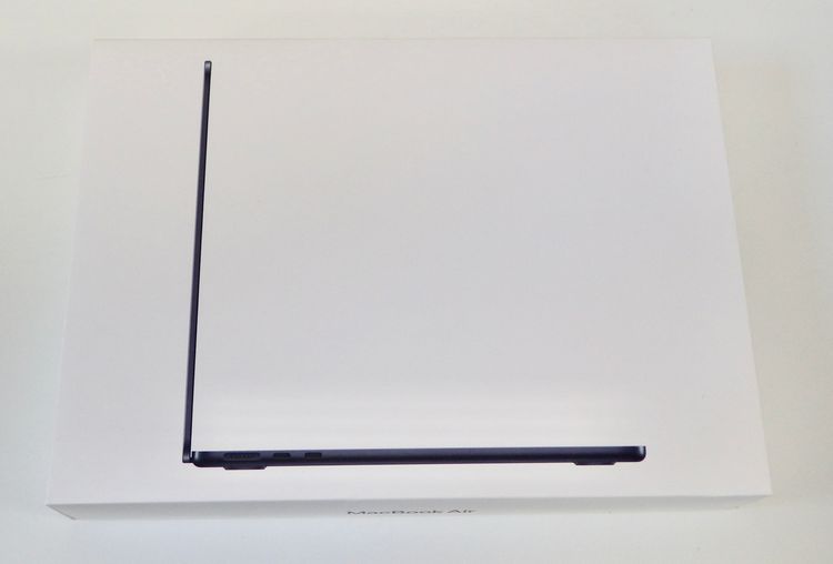 MacBook Air M2 8GB/256GB13.6����� �Хåƥ꡼100% ����̵��