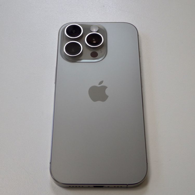 SIM�ե꡼ iPhone16 Pro128GB �ʥ����� ����89% ����̵��