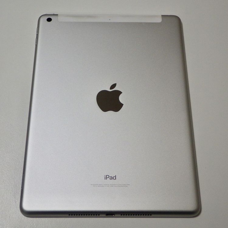 SIMե꡼ iPad(6) Wi-Fi + Cellular 32GB 95% ̵