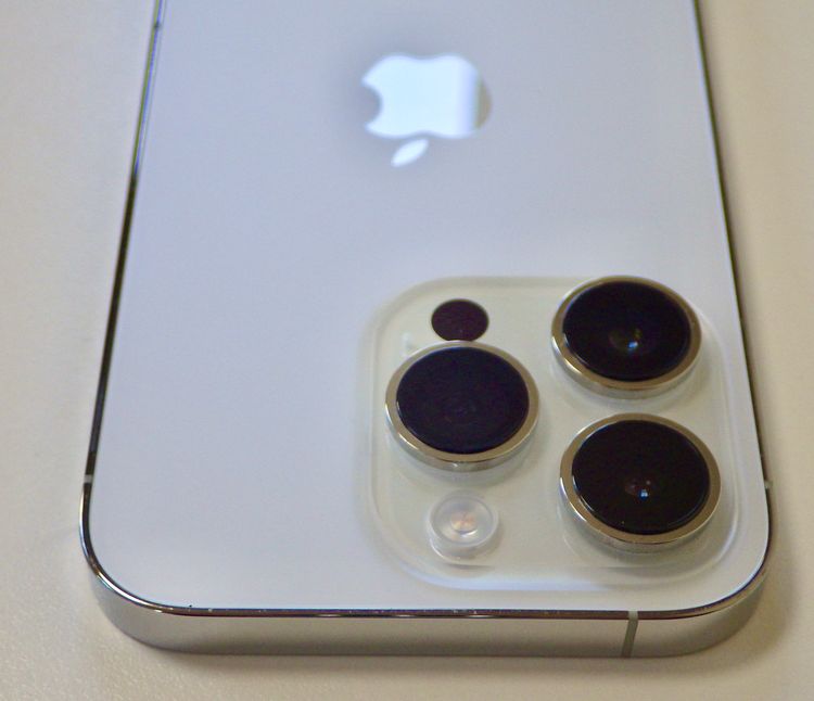 ���ʸ��� SIM�ե꡼ iPhone14 Pro 128GB ����С� ����100%