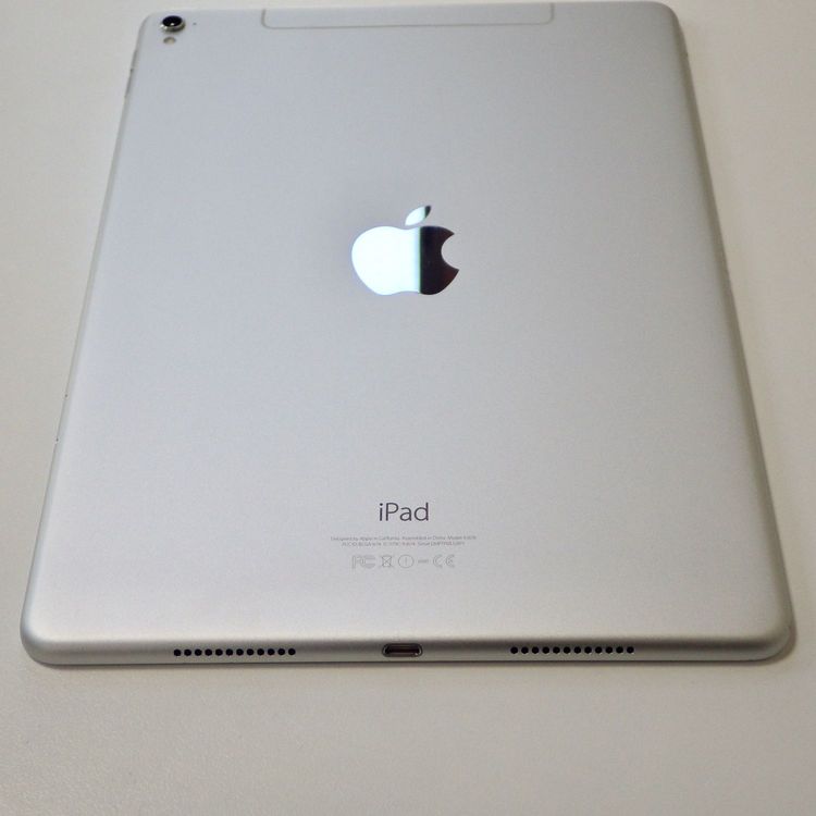 SIM�ե꡼ iPad Pro 9.7����� 128GB Wi-Fi + Cellular ����̵��