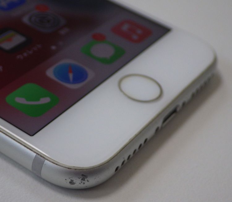 SIM�ե꡼ iPhone7 128GB �ۥ磻�� ����̵��