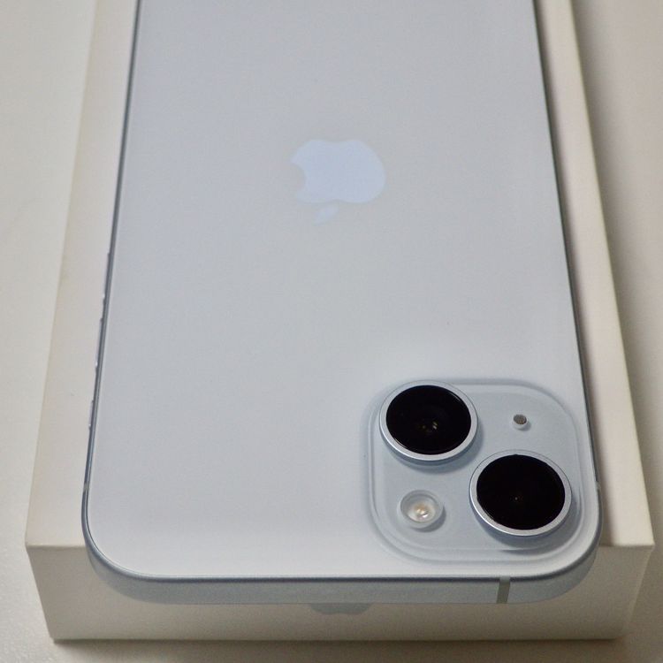 SIM�ե꡼ iPhone15 Plus 128GB �֥롼 ����87%  ����̵��