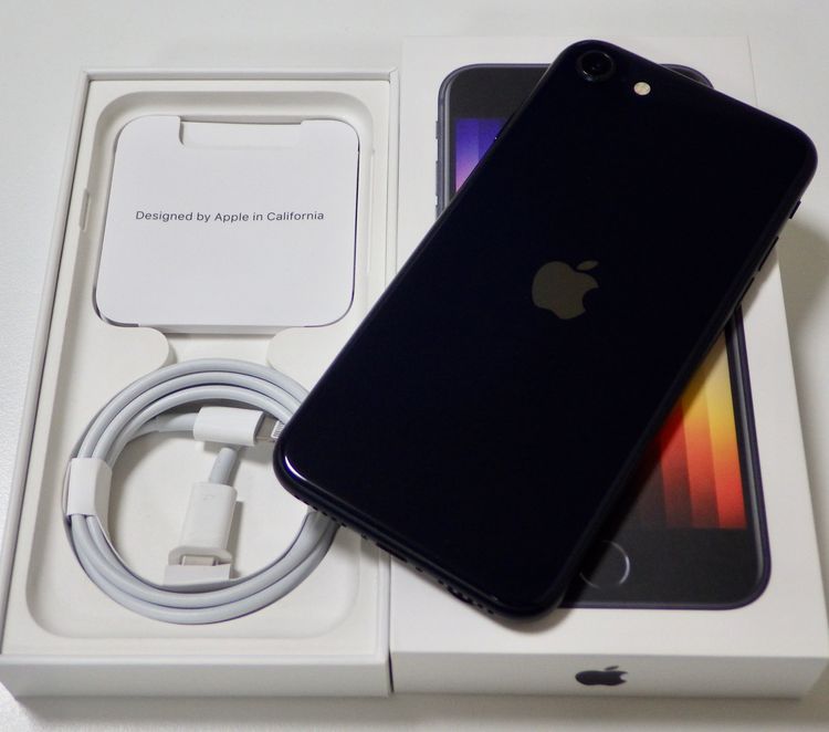 Ķ���� SIM�ե꡼ iPhone SE(��3����) 128GB ����85%  ����̵��