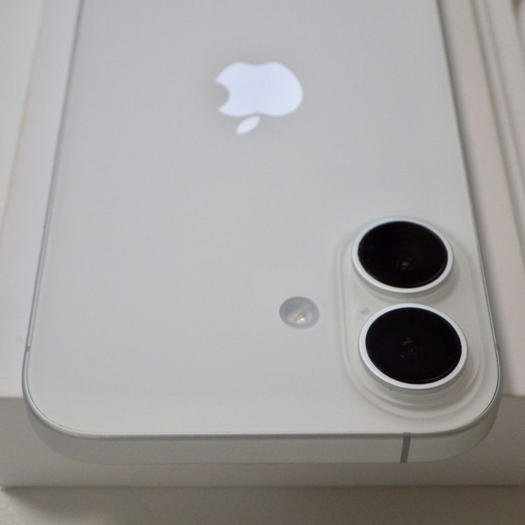 Ķ���� SIM�ե꡼ iPhone16 128GB �ۥ磻�� ����100% ����̵��