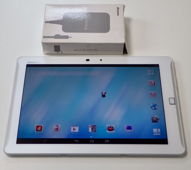 docomo ARROWS Tab F-02F ��󥻥����ե륻���б������֥�å� ����̵��