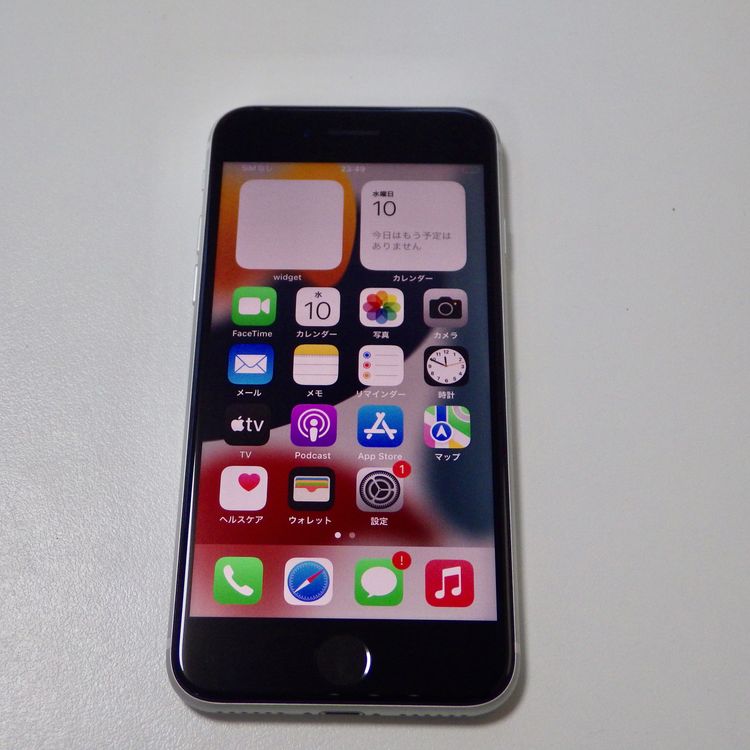SIMե꡼ iPhone SE(裲) 64GB ۥ磻 92% ̵