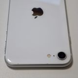 SIM�ե꡼ iPhone SE(�裲����) 64GB �ۥ磻�� ����81% ����̵��