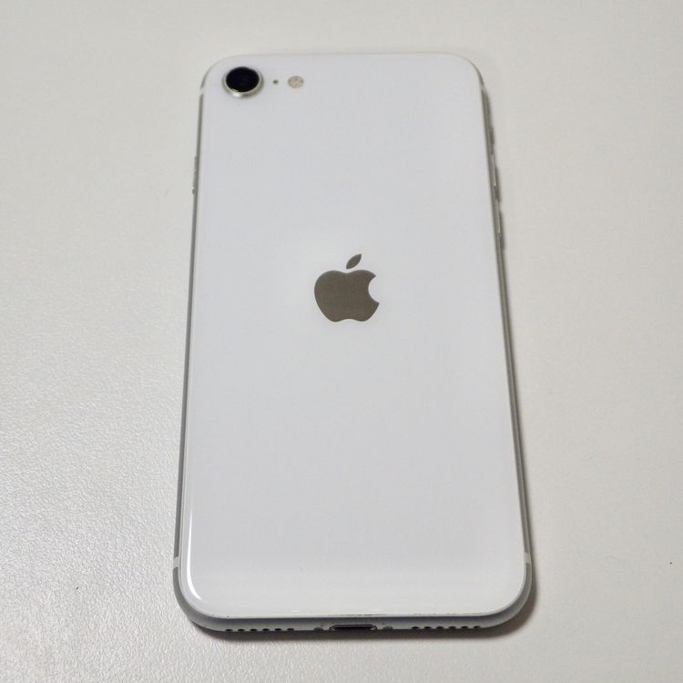 SIMե꡼ iPhone SE(裲) 64GB ۥ磻 84% iOS15