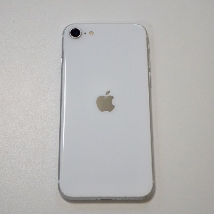 SIM�ե꡼ iPhoneSE2 64GB �ۥ磻�� ����82% ����̵��