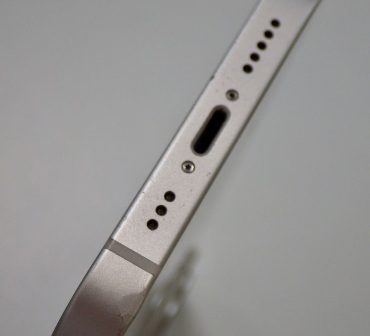 SIM�ե꡼ iPhone14 128GB �������饤�� ����88% ����̵��