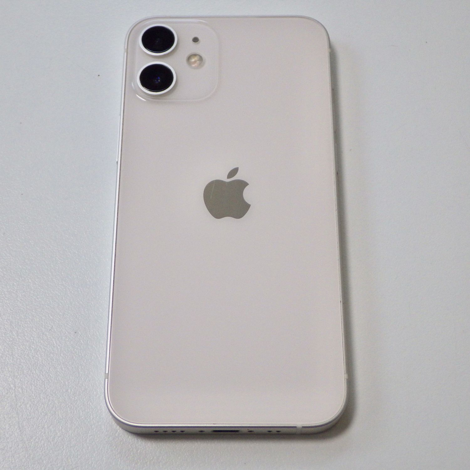 iphone12mini 256GB simロック有 バッテリー79% 白 ムスビー｜Apple版 SIMフリー iPhone12 mini 128GB ホワイト 電池79