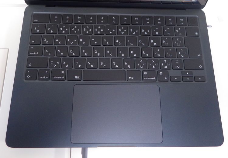 MacBook Air M2 8GB/256GB13.6����� �Хåƥ꡼100% ����̵��