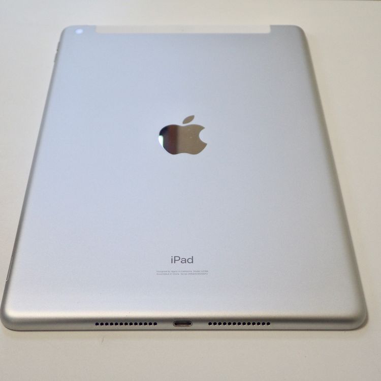 Ķ���� SIM�ե꡼ iPad(��7����) Wi-Fi + Cellular 32GB  ����̵��