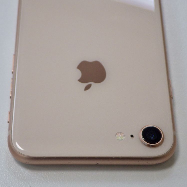 SIM�ե꡼ iPhone8 64GB ������� ����83% ����̵��
